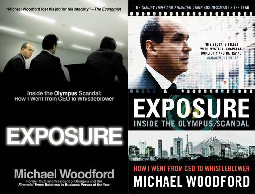 Michael Woodford'un Exposure: Inside the Olympus Scandal kitabının iki farklı kapağı yan yana